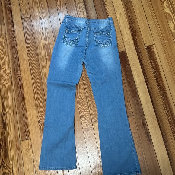 Bell bottom jeans from SHEIN - Picture 2 of 2